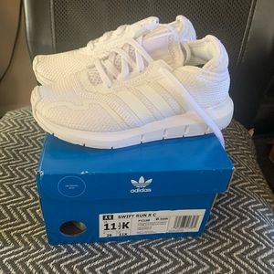 Toddler Size 11.5 Adidas Swift Run sneakers (icy white)! Like NEW Condition.